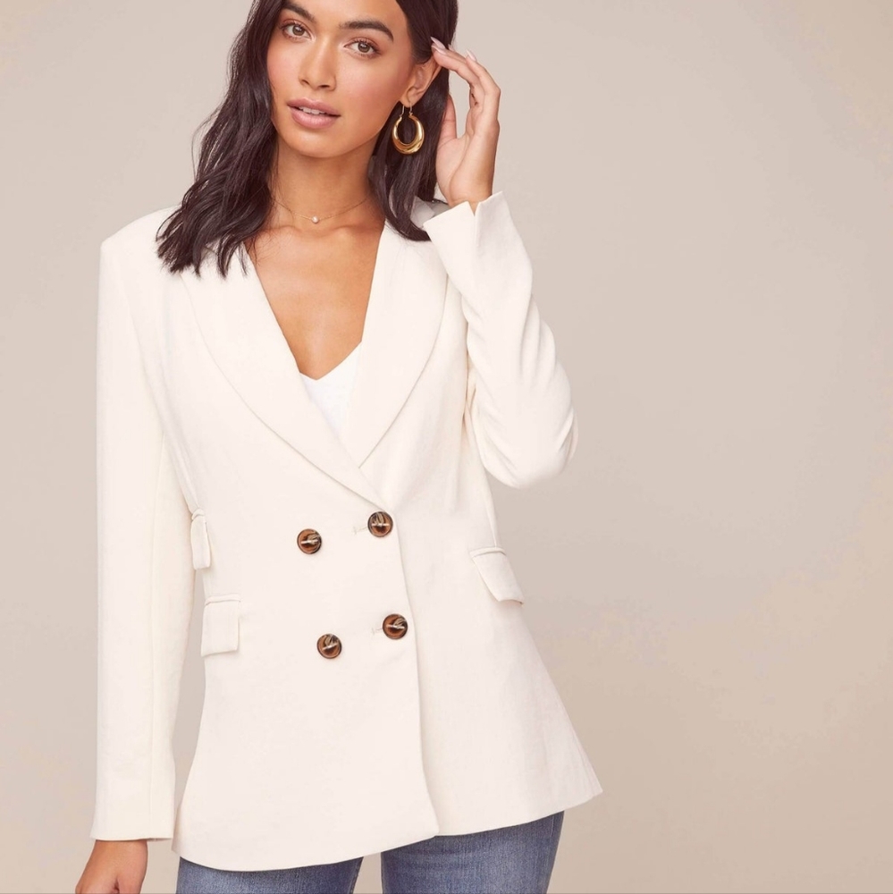 ASTR The Label Zodiac Blazer Cream Off White Size Medium NWOT